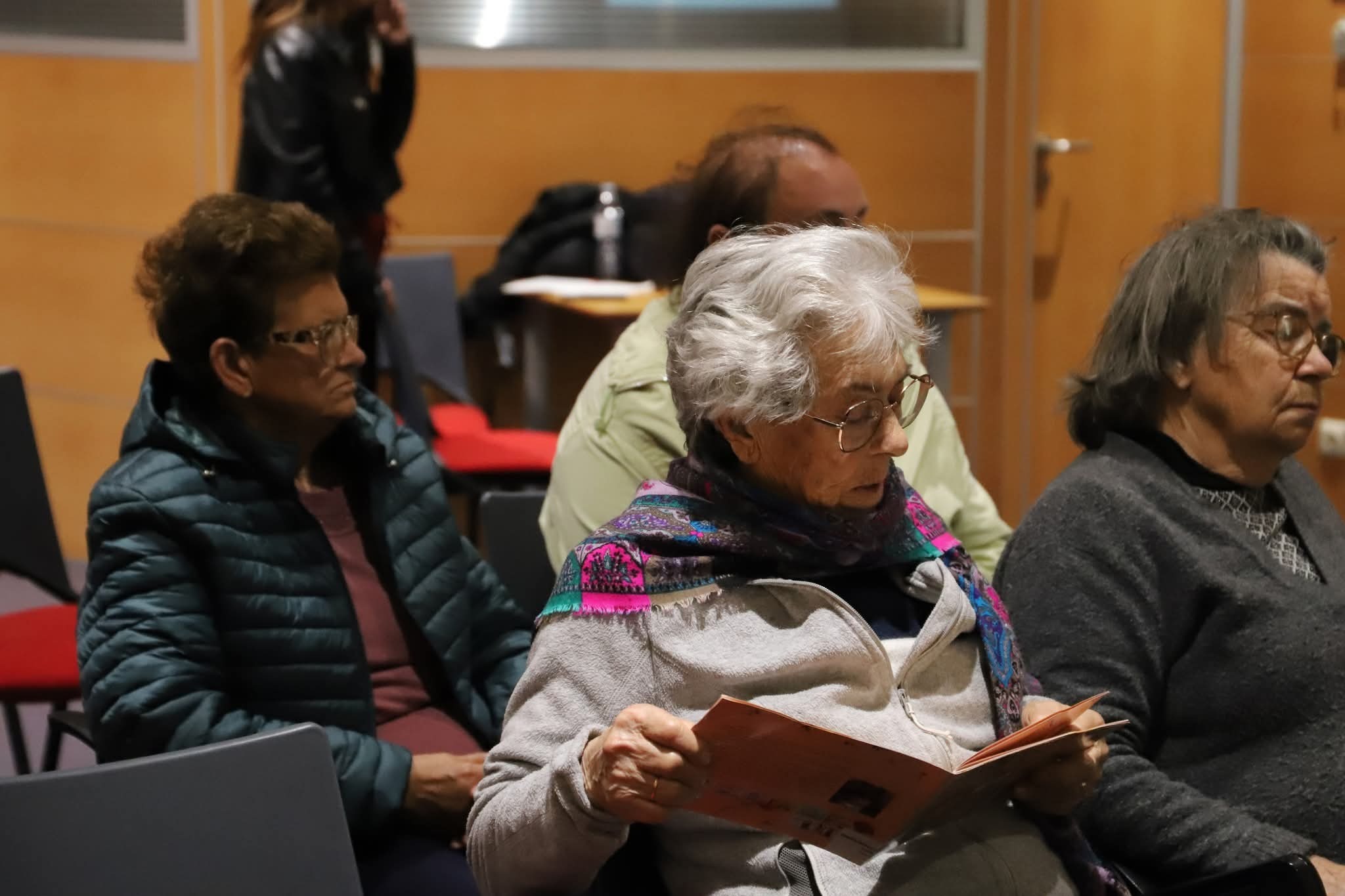 biblioteca_leitura_a_graudos_2