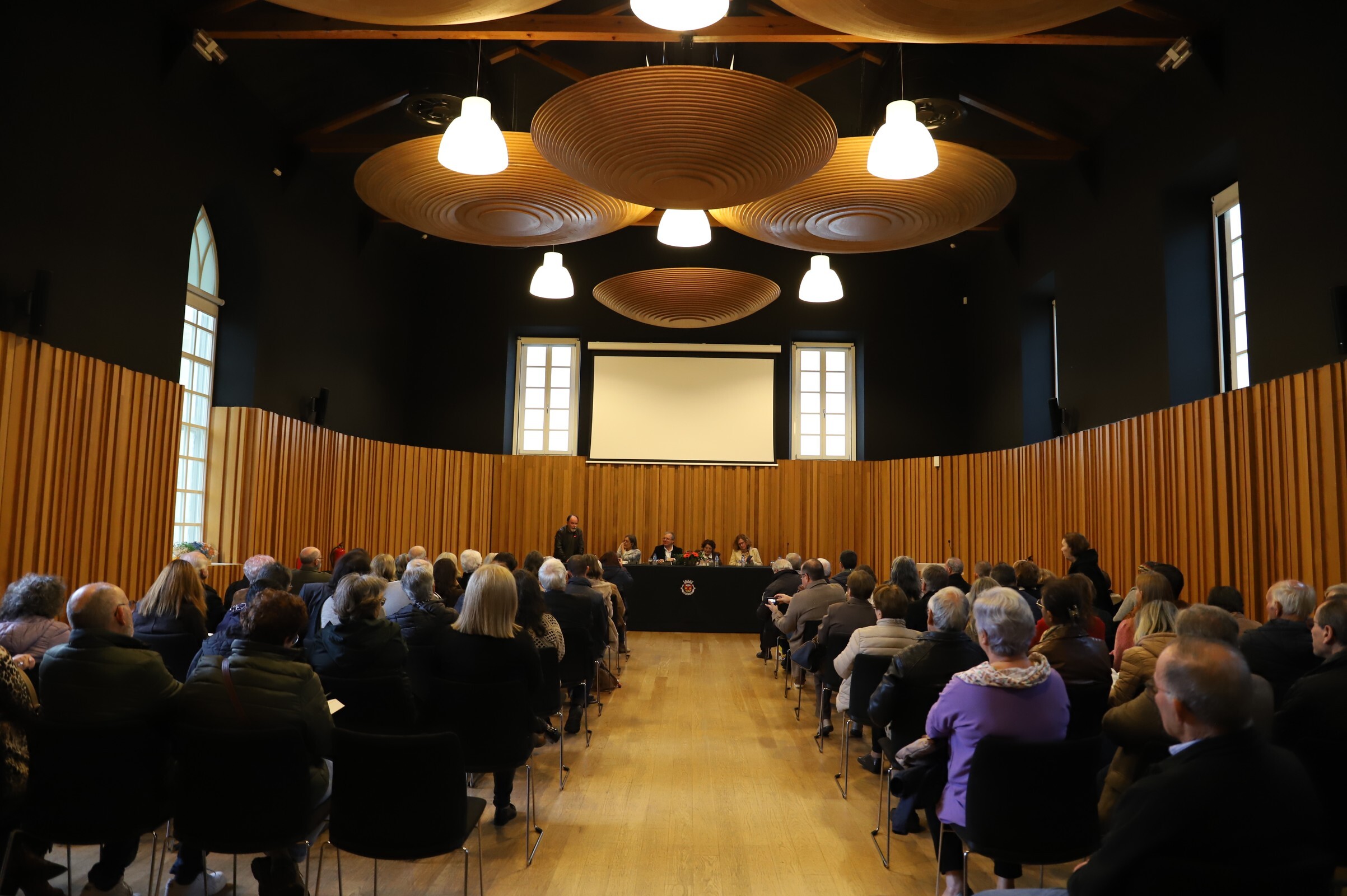 deolinda_bonita_301123024_1