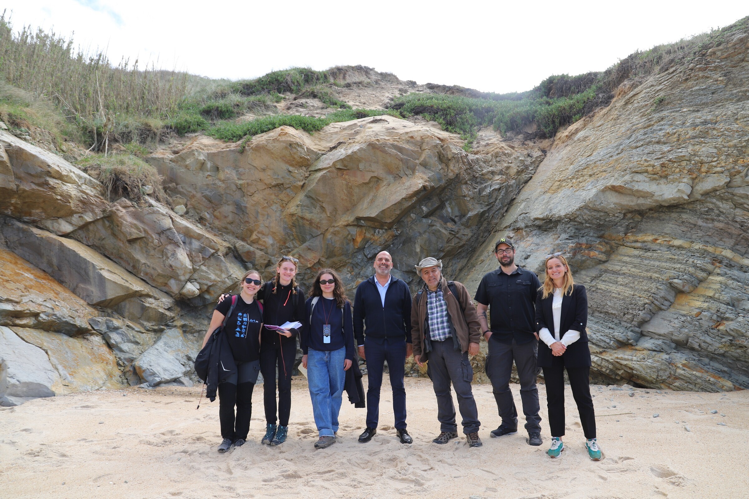 prospecao_geologica_07042025_1